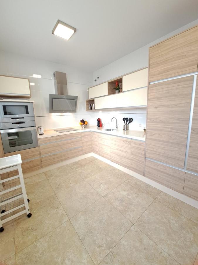 Villa Las Tres J Málaga Eksteriør billede